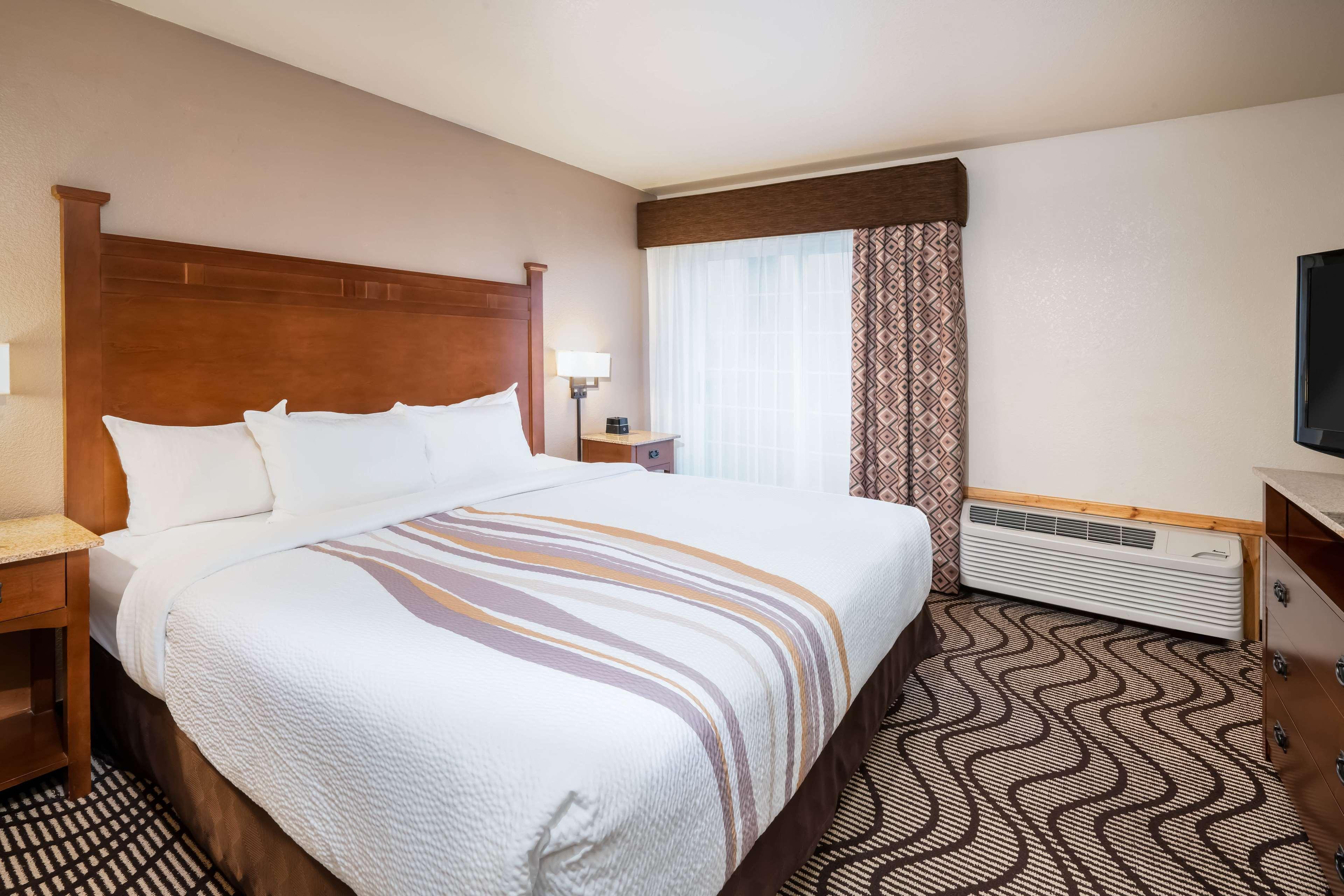 Best Western Plus Riverfront Hotel And Suites غريت فولز، مونتانا المظهر الخارجي الصورة