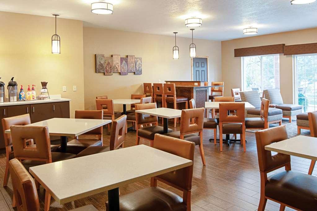 Best Western Plus Riverfront Hotel And Suites غريت فولز، مونتانا المظهر الخارجي الصورة