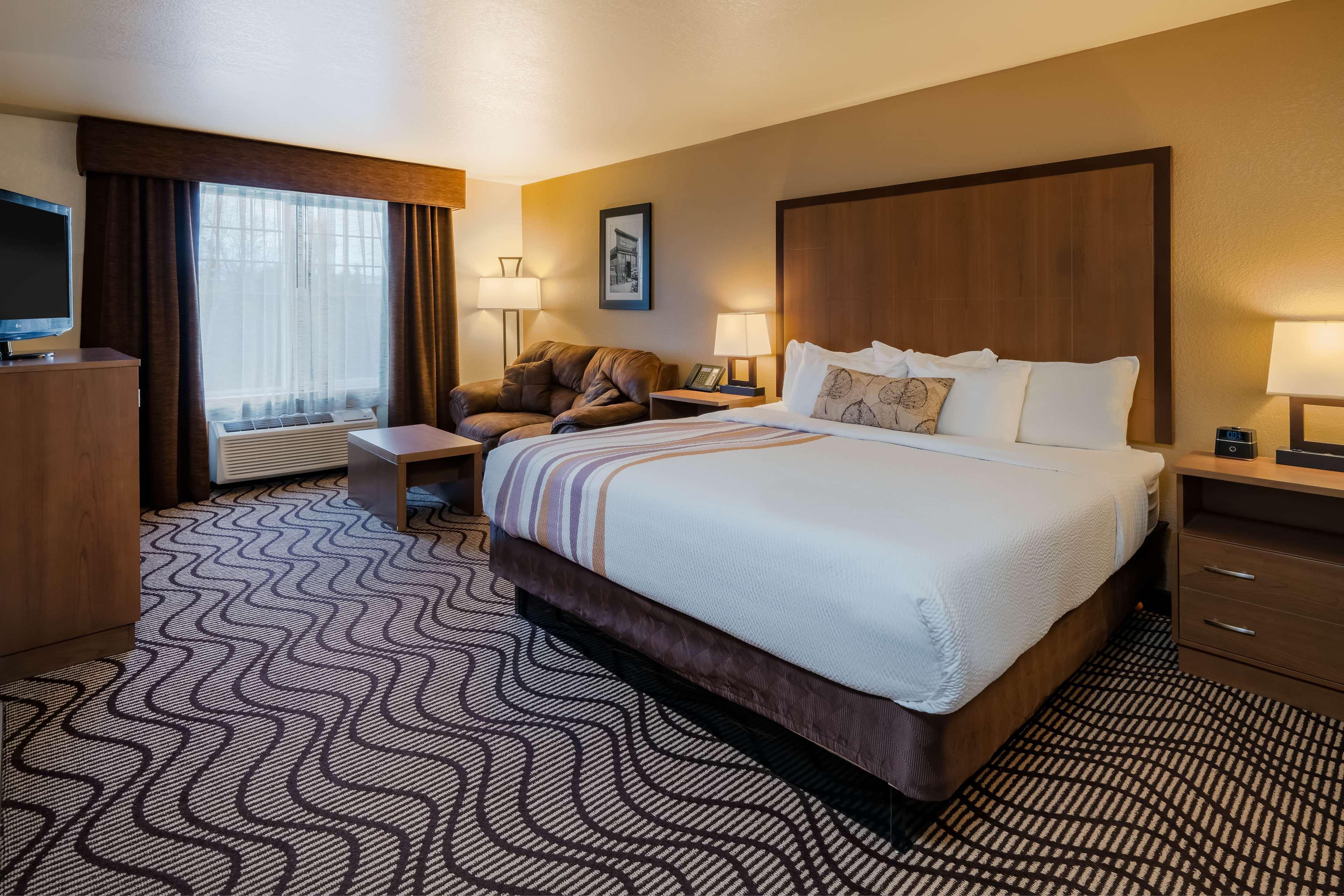 Best Western Plus Riverfront Hotel And Suites غريت فولز، مونتانا المظهر الخارجي الصورة